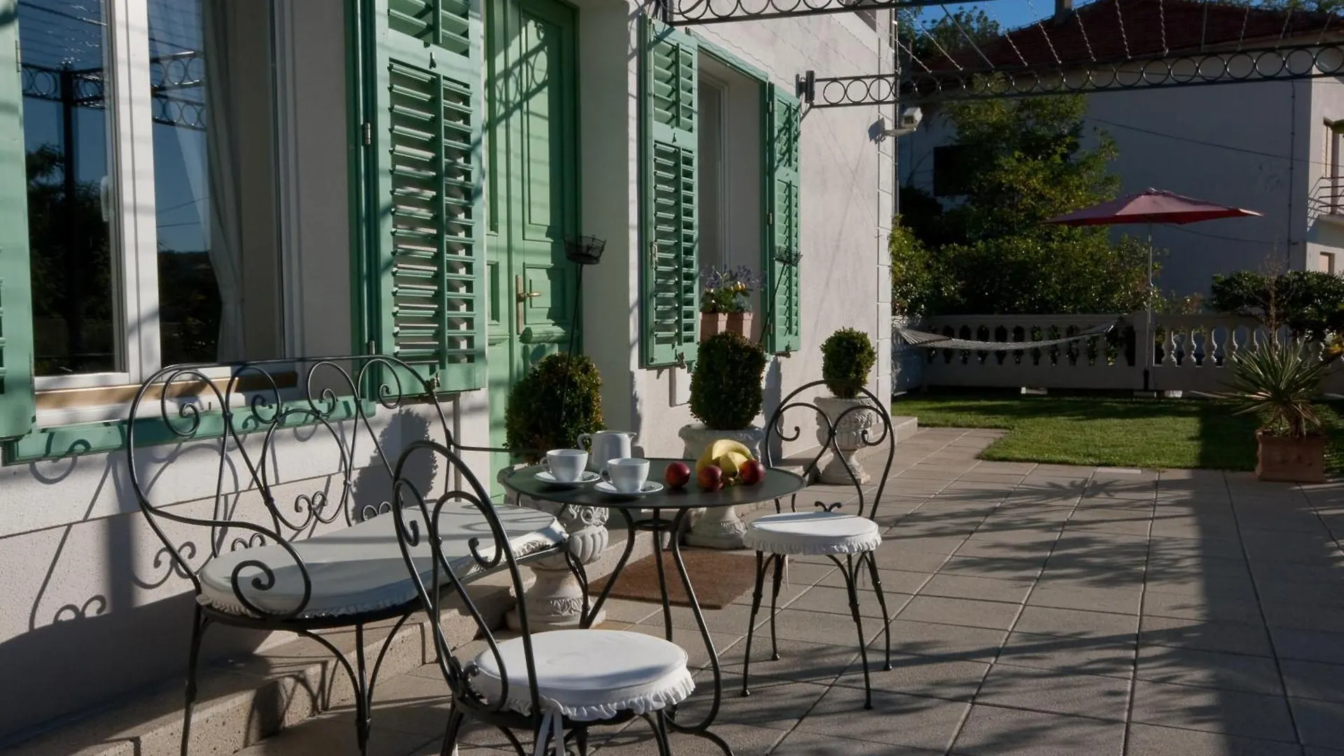 Pavi Apartments Luxury Apartment With A Private Pool Silo